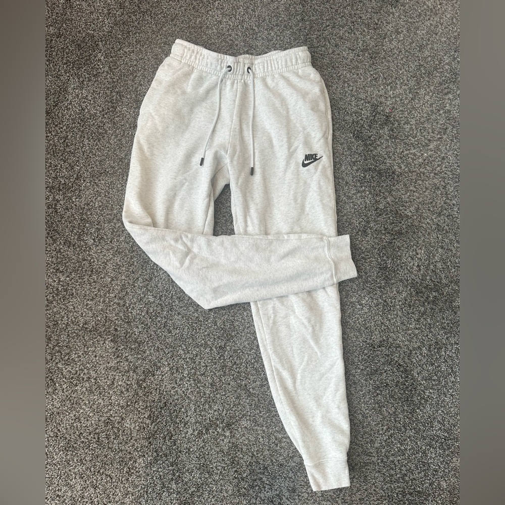 Nike Oatmeal Color Sweatpants